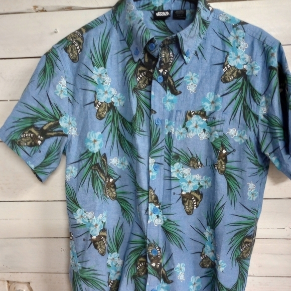 Star Wars Chewbacca Hawaiian Shirt Men's Small Floral Button Front Short Sleeve - Picture 1 of 8